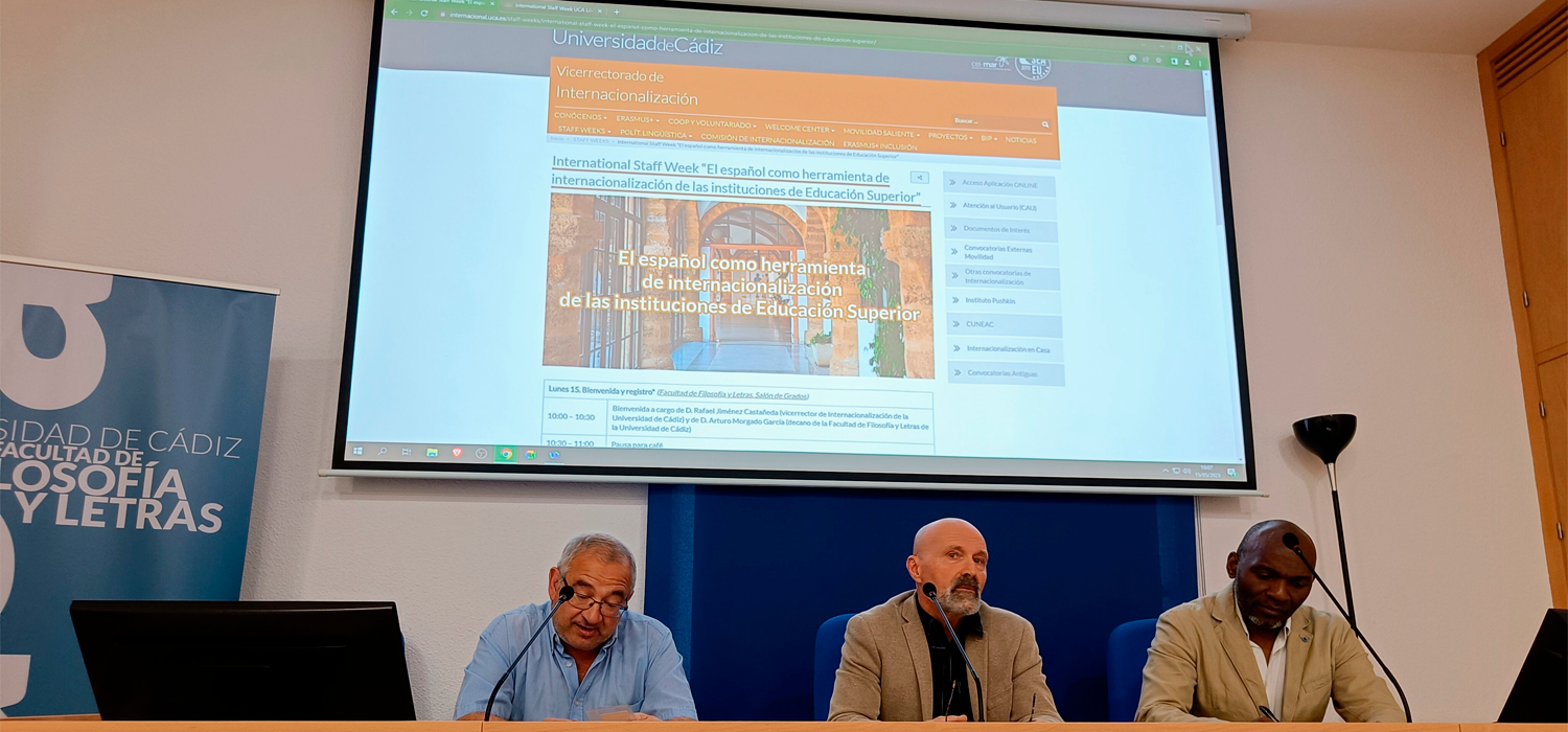 La Facultad de Filosofía y Letras acoge el acto inaugural de dos International Staff Weeks