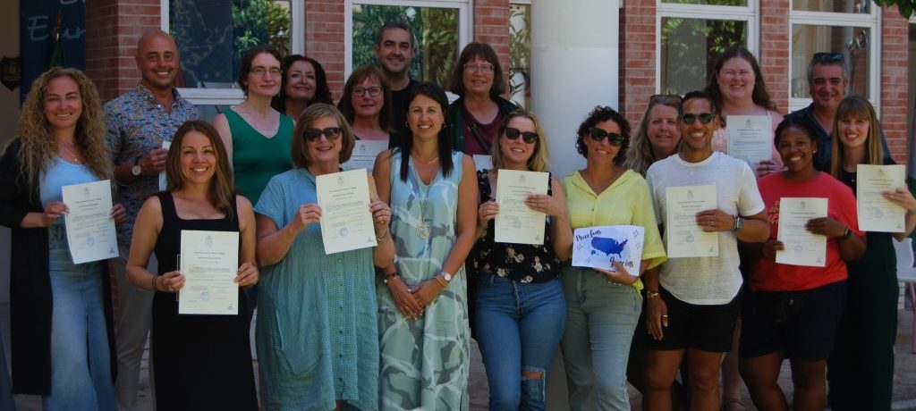 Entrega de diplomas a los participantes del “Programa formativo de verano para profesores de español”