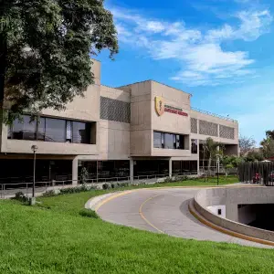 Joint International Staff Week en la Universidad Peruana Cayetano Heredia