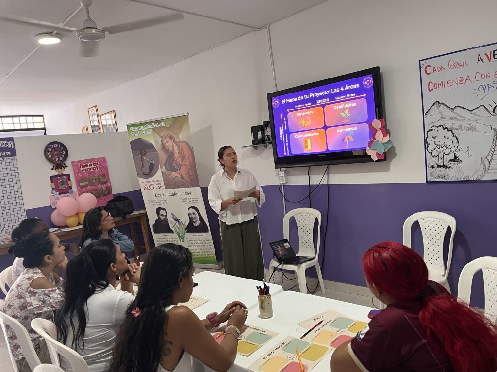 Estudiantes de la UCA realizan un voluntariado internacional especializado en Ibagué (Colombia) para combatir la trata y la explotación sexual en el marco del Programa UCA-Becas Santander