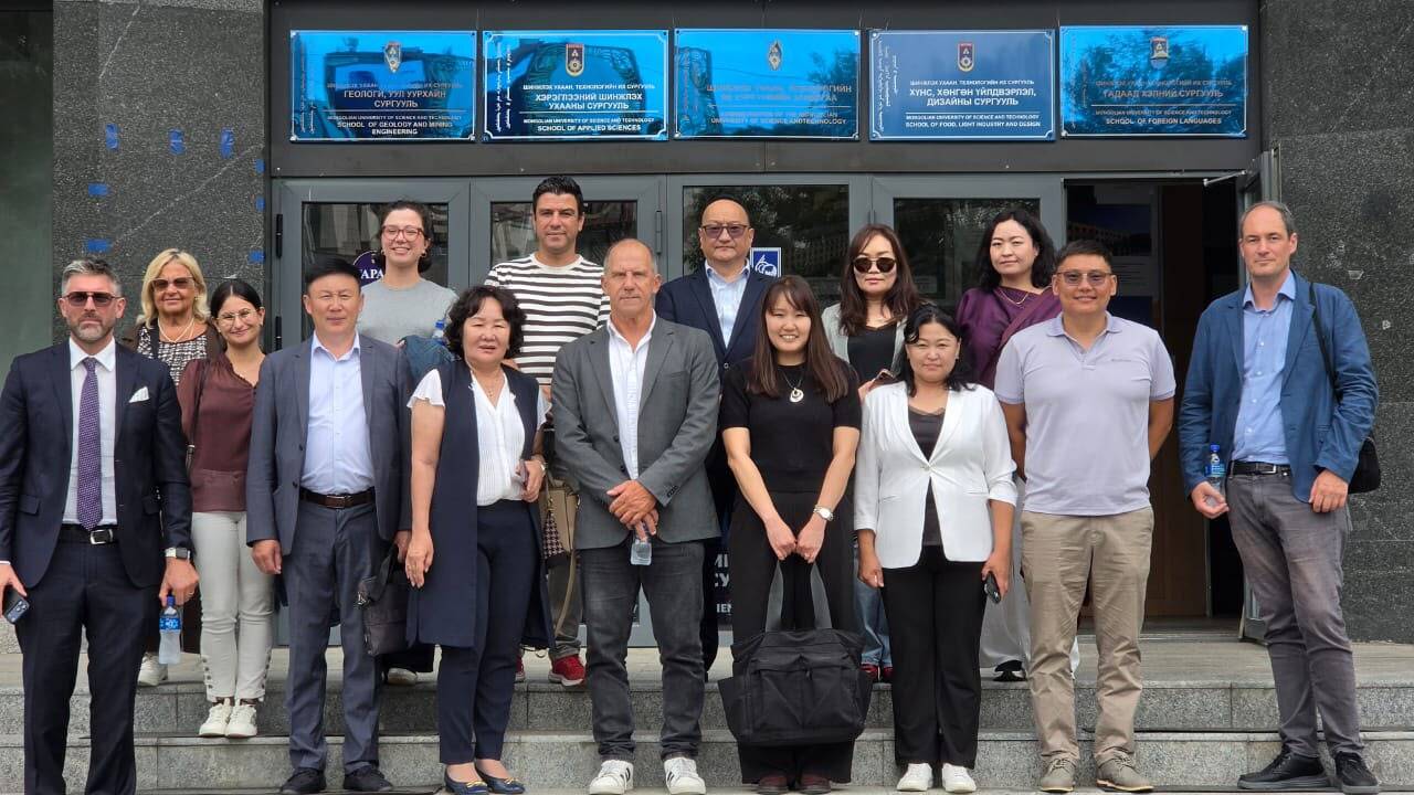 La Universidad de Cádiz participa en el encuentro final del proyecto europeo 3L4MOHS sobre formación permanente y seguridad laboral en Mongolia